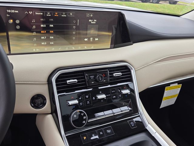 New 2026 White Nissan Platinum image 21