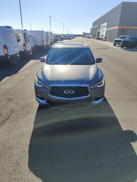 2018 INFINITI QX60 Base 3