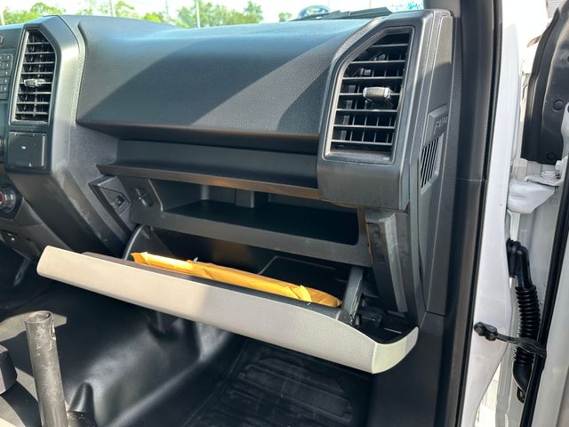 2016 Ford F-150 XL photo