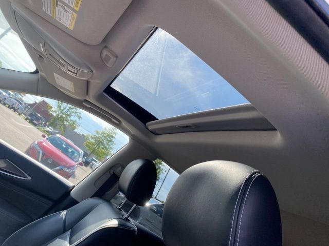 2019 Infiniti QX60 LUXE photo