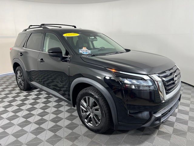 Super Black 2023 Nissan Pathfinder SUV / Crossover Front-Wheel Drive 9-Speed Automatic