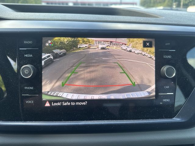 Certified Used 2023 Black Volkswagen 1.5T SE image 27