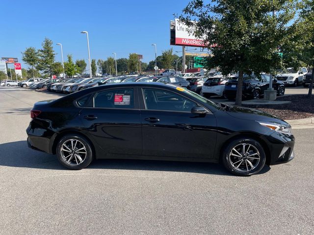 2023 Kia Forte LXS 2