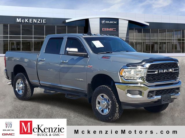 Billet Silver Metallic Clearcoat 2022 RAM 2500 Tradesman Crew Cab 4WD Pickup Truck Four-Wheel Drive 8-Speed Automatic