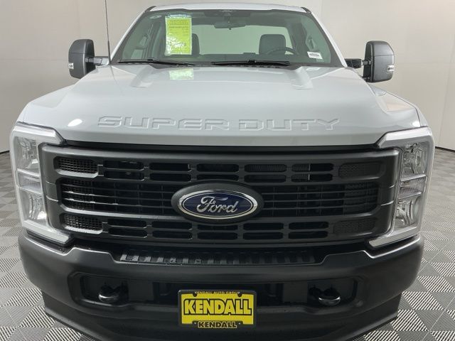 New 2026 Oxford White Ford XL image 2