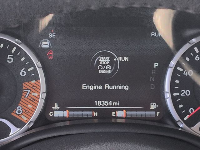 Used 2022 Gray Jeep Limited image 20