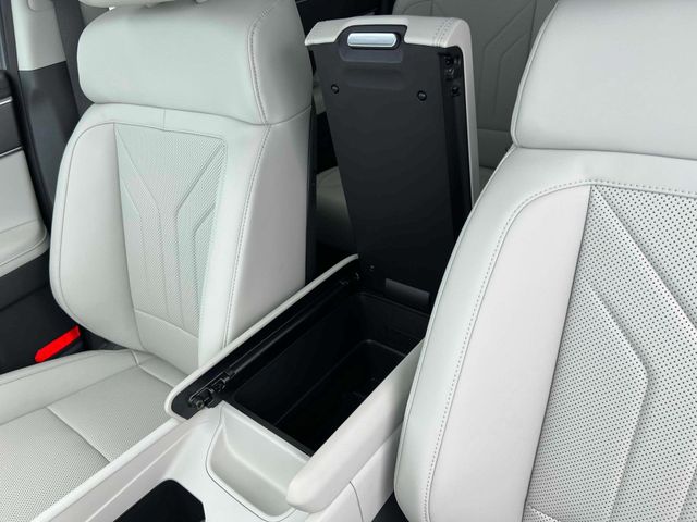 New 2026 White Hyundai SEL image 11