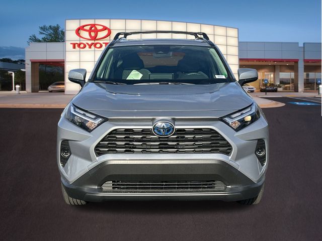 2024 Toyota RAV4 Hybrid XLE 24