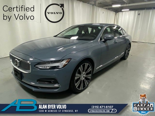 2023 Volvo S90 B6 Plus AWD