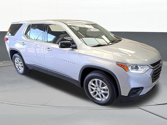Silver Ice Metallic 2019 Chevrolet Traverse LS FWD SUV / Crossover Front-Wheel Drive 9-Speed Automatic