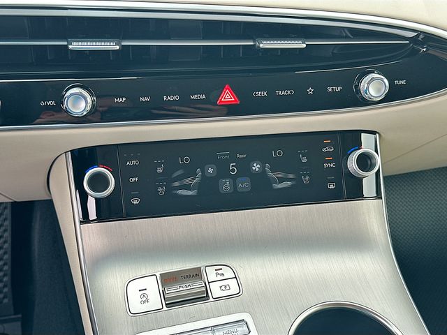 2026 Genesis GV70 Advanced 14