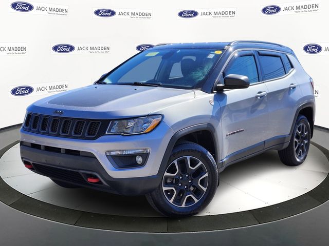 Billet Silver Metallic Clearcoat 2019 Jeep Compass Trailhawk 4WD SUV / Crossover Four-Wheel Drive 9-Speed Automatic