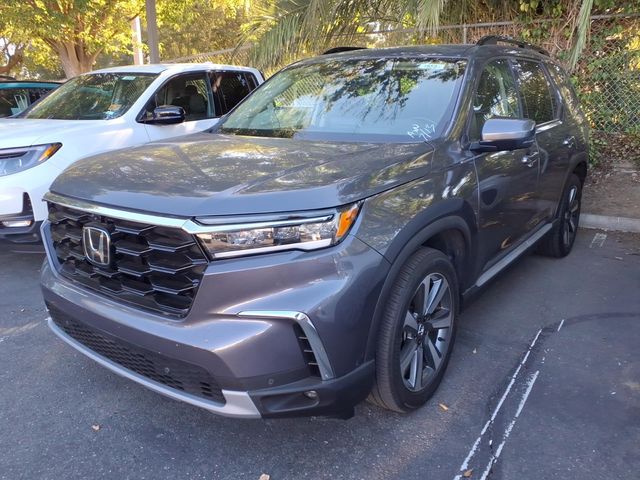 Used 2025 Honda Pilot SUV