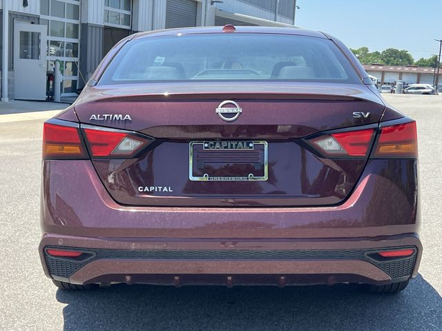 Used 2024 Red Nissan 2.5 SV image 12