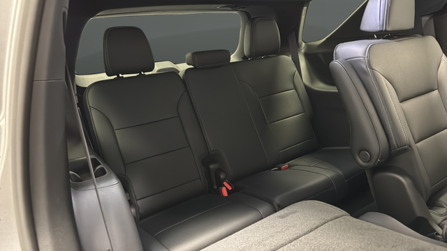 New 2026 Sterling Gray Metallic Chevrolet LT image 25