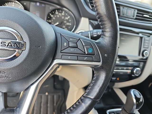 Certified Used 2020 White Nissan SL image 18