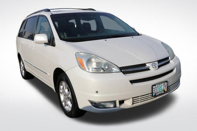 2005 Toyota Sienna XLE Limited 4