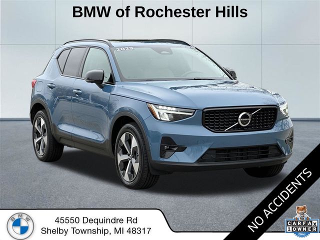 2023 Volvo XC40 B5 Plus Dark Theme AWD