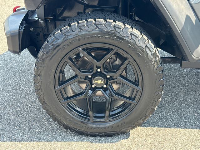 Used 2019 Jeep Wrangler SUV