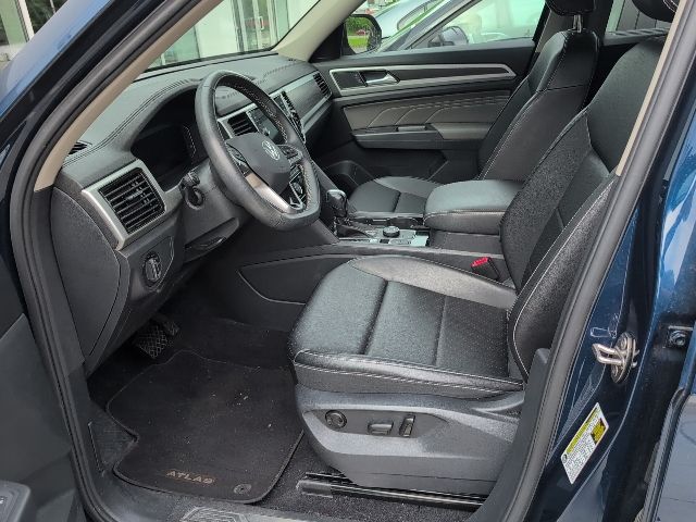 2023 Volkswagen Atlas 2.0T SE w/Technology Blue at Subaru and VW of Moon Township