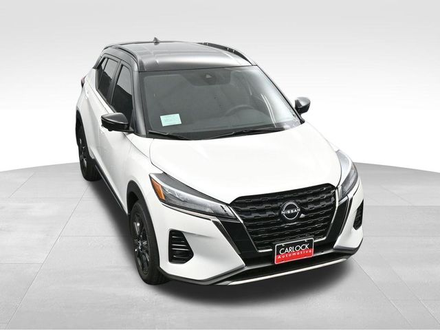 2024 Nissan Kicks SR 29