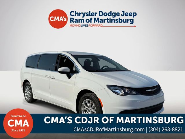 Bright White Clearcoat 2022 Chrysler Voyager LX FWD Minivan Front-Wheel Drive 9-Speed Automatic