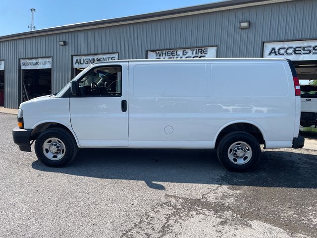 2021 Chevrolet Express 2500 Work Van - Summit White exterior view 4