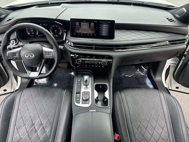 Used 2023 Black INFINITI Autograph image 9
