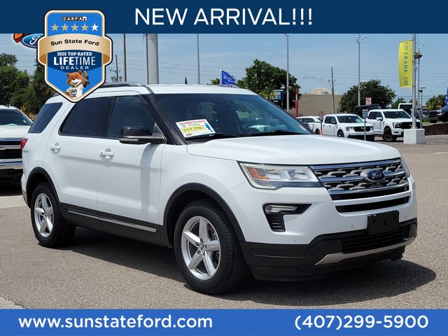 Oxford White 2018 Ford Explorer SUV / Crossover Front-Wheel Drive 6-Speed Automatic