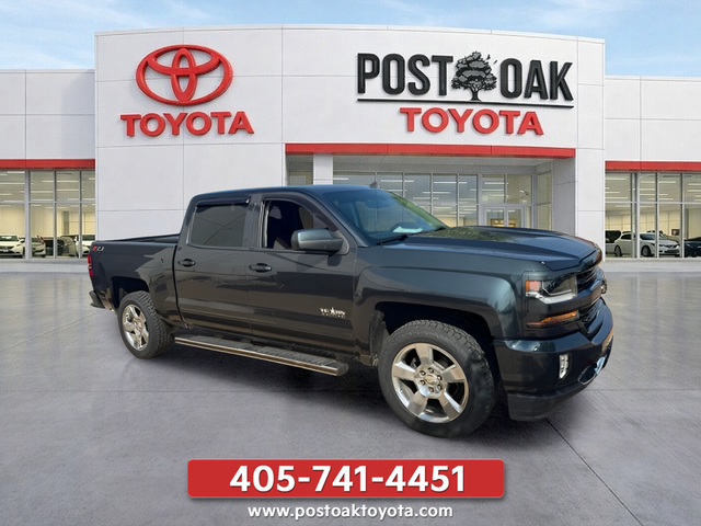 Gray (Graphite Metallic) 2018 Chevrolet Silverado 1500 Pickup Truck Four-Wheel Drive 6-Speed Automatic Overdrive