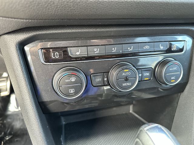 2019 Volkswagen Tiguan - $17,477