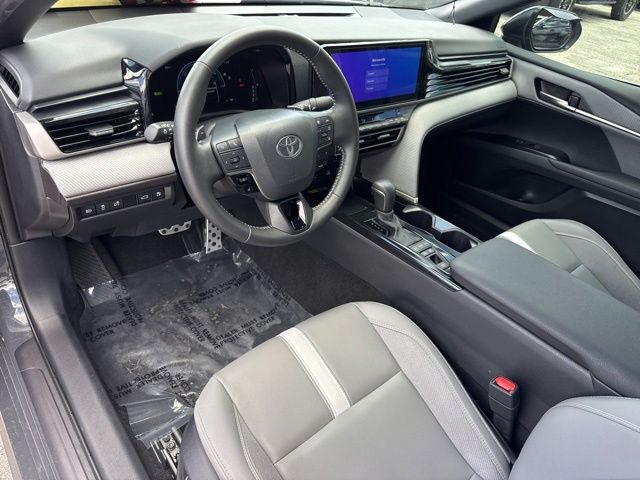 2025 Toyota Camry foto 11
