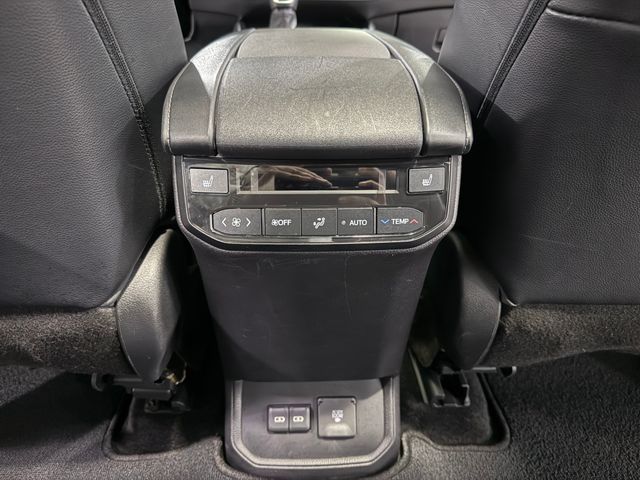 2023 Toyota Highlander Platinum  at Davis Toyota of Orangeburg