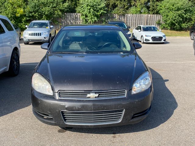 2009 Chevrolet Impala LT 2