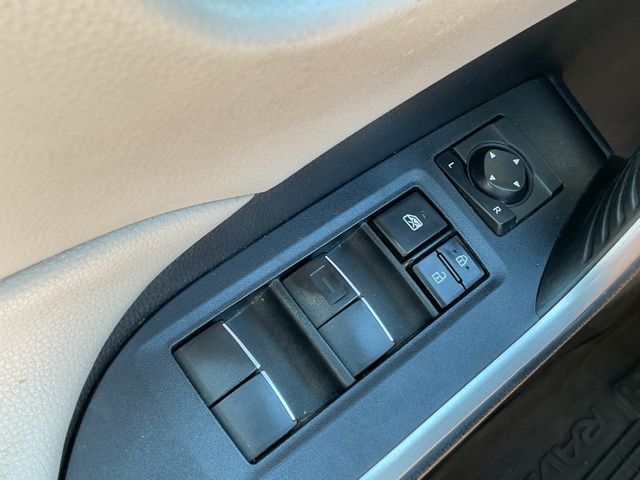 Used 2021 Toyota RAV4 SUV