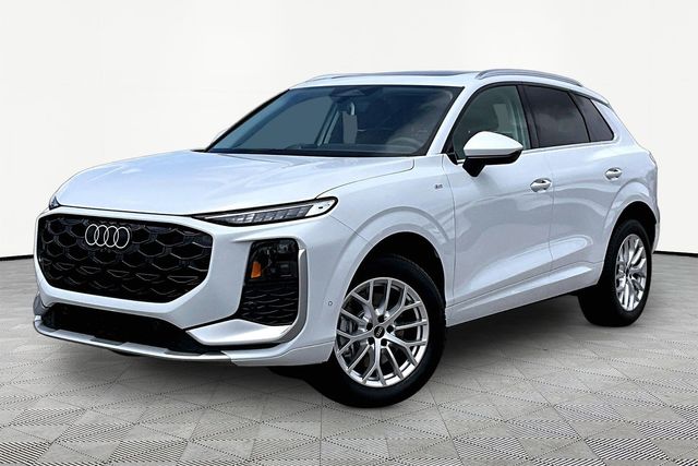 Glacier White Metallic 2026 Audi Q3 SUV / Crossover All-Wheel Drive 7-Speed Automatic