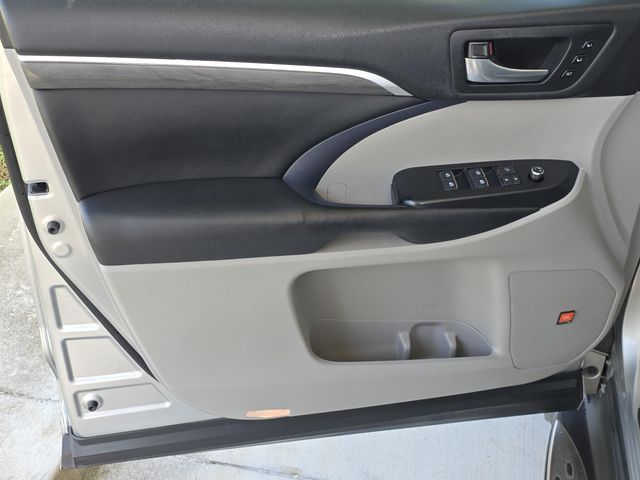Used 2018 Toyota Highlander SUV