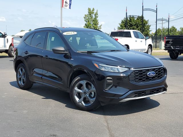 Black Metallic 2024 Ford Escape SUV / Crossover All-Wheel Drive 8-Speed Automatic