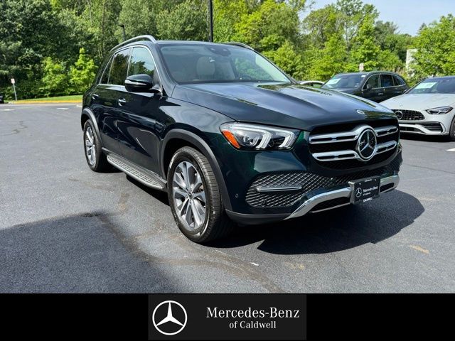 Emerald Green Metallic 2022 Mercedes-Benz GLE 350 4MATIC SUV / Crossover All-Wheel Drive 9-Speed Automatic