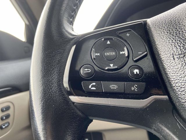 Used 2020 White Honda Touring image 15