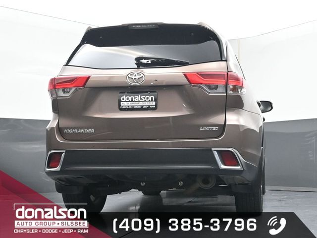 used 2019 Toyota Highlander car, priced at $24,292