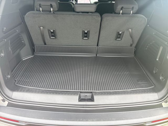 New 2027 Chevrolet Traverse SUV