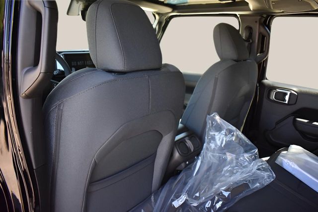 New Car 2025 Jeep Gladiator  Sport S For Sale Under $50,000 In Austin, Texas