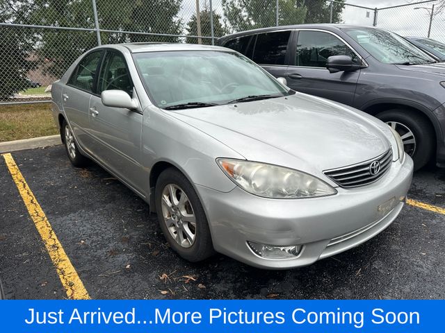 2005 Toyota Camry  3