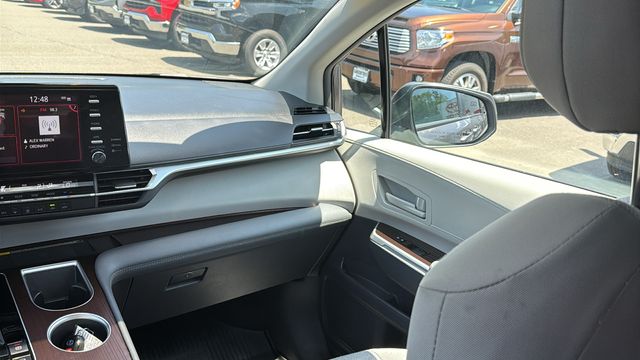 Used 2024 Toyota Sienna Van