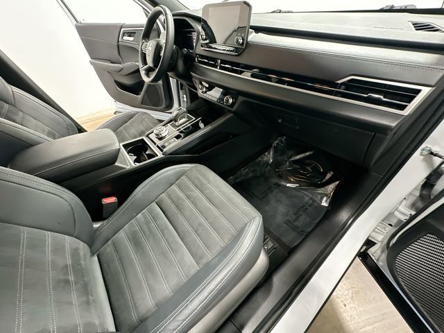 2023 Mitsubishi Outlander   at Rafferty Subaru