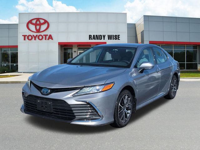 2022 Toyota Camry Hybrid