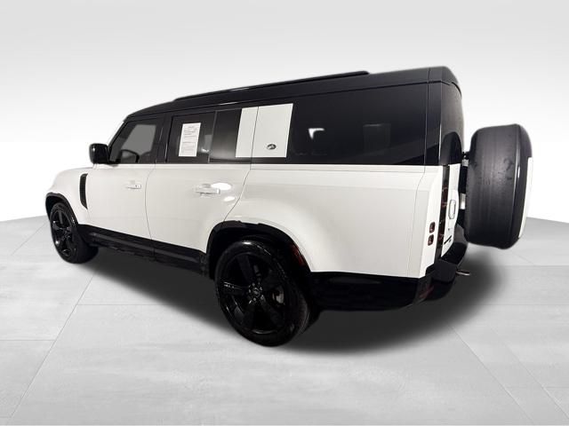 2023 Land Rover Defender 130 X-Dynamic SE 5