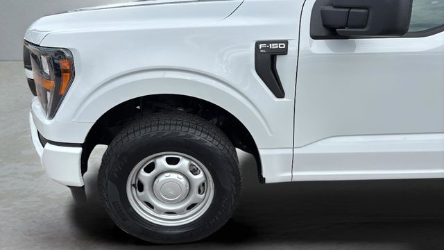 Used 2023 White Ford XL image 34