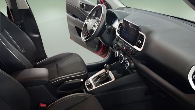 Used 2024 Hyundai Venue SUV